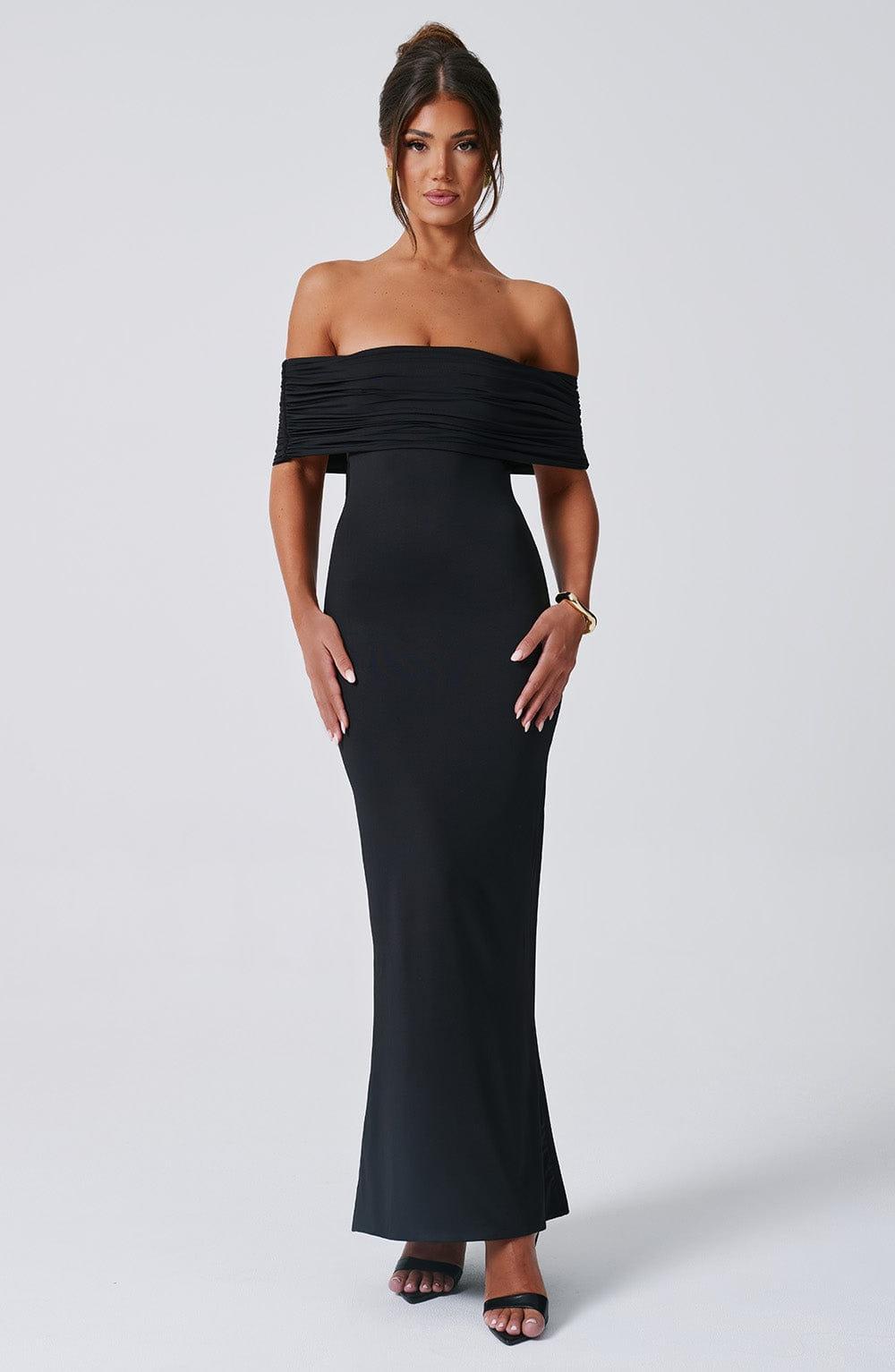 Bardot Off-Shoulder Capri Dress in Lightweight Fabric for Casual Wear