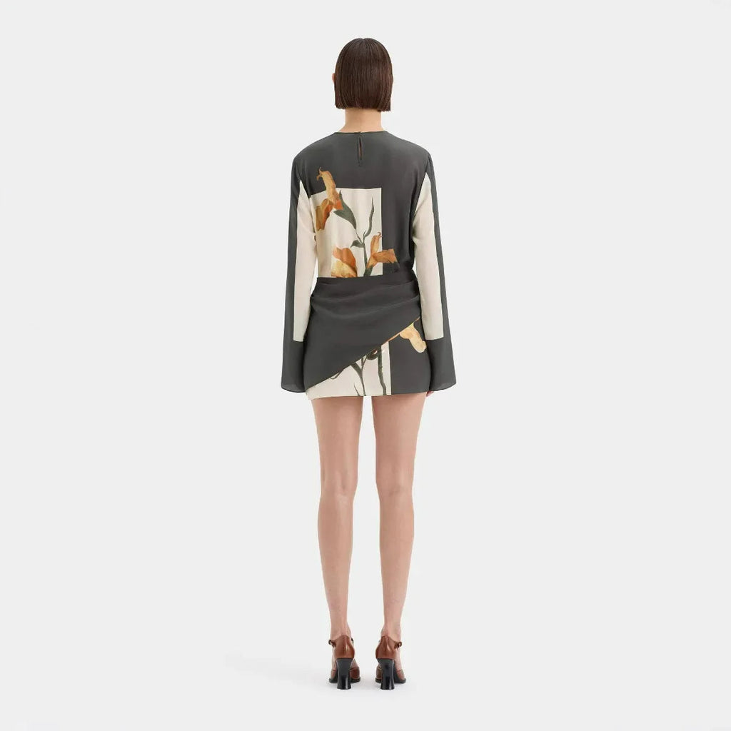 Floral Twist Mini Cocktail Dress - Lightweight Fabric - Elegant Party Wear - Perfect for Special Occasions