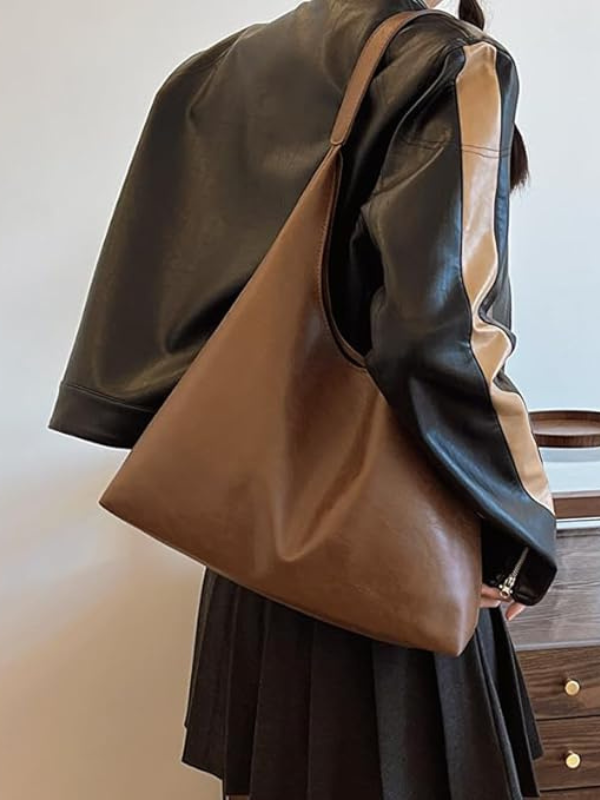 Leather PM Bag - Stylish Crossbody Design for Everyday Use