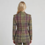 Luxe Women's Suit in Soft Fabric - Elegant Business Attire for Professional Wear