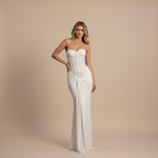 Off-Shoulder Strapless Evening Gown in Radiant Fabric for Formal Events and Special Occasions