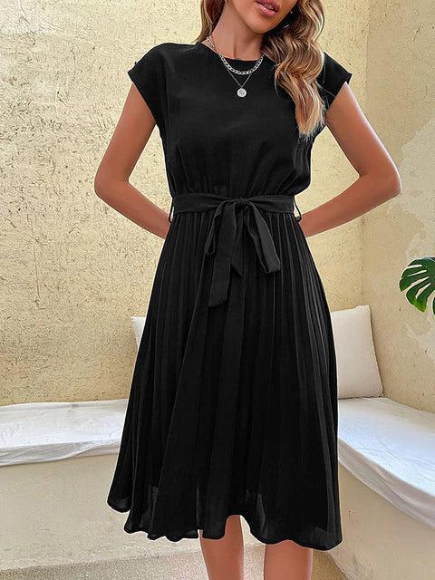 Plissiertes Minikleid aus leichtem Material – Kurzärmlig für den Sommer 2026