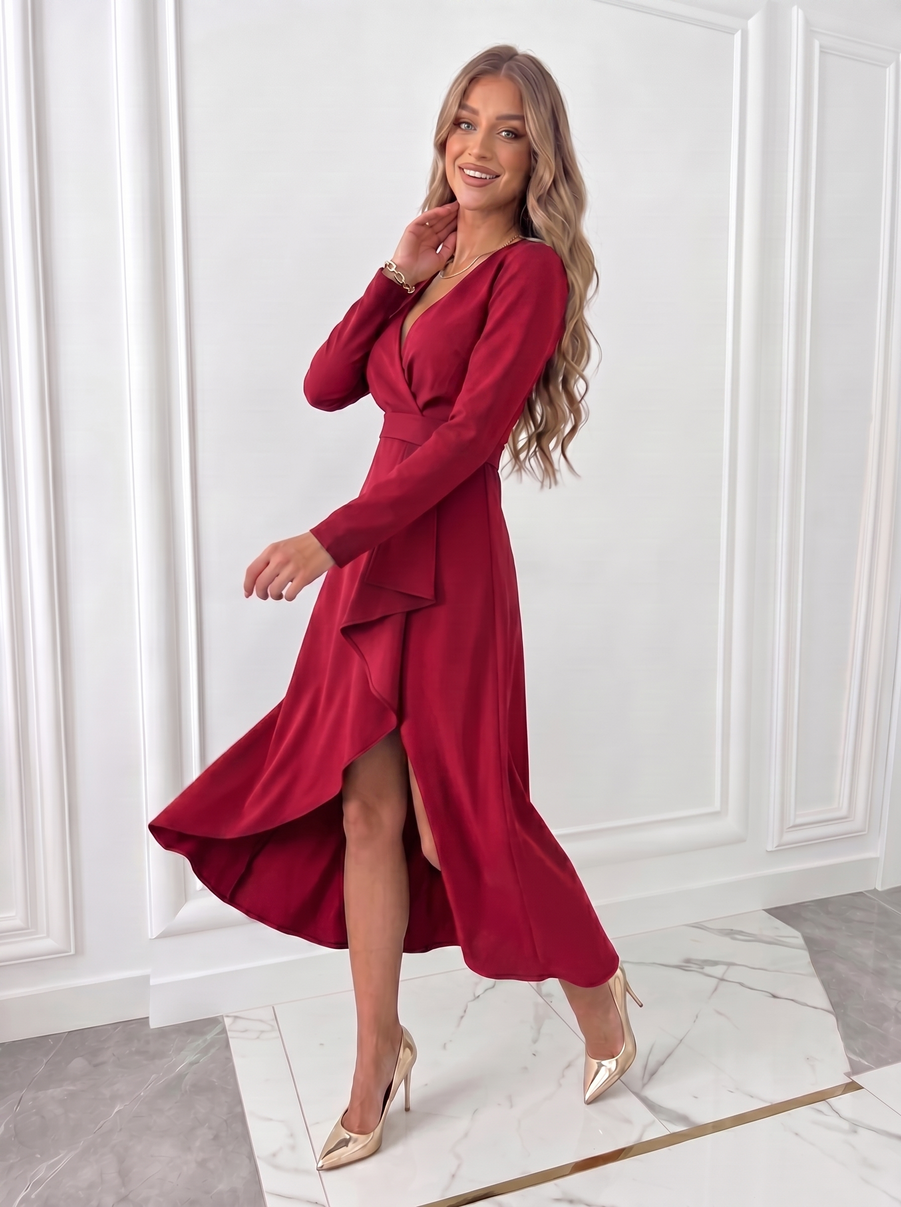 V-Neck Sheath Midi Dress in Elegant Fabric with Slit Design for Formal Events and Special Occasions